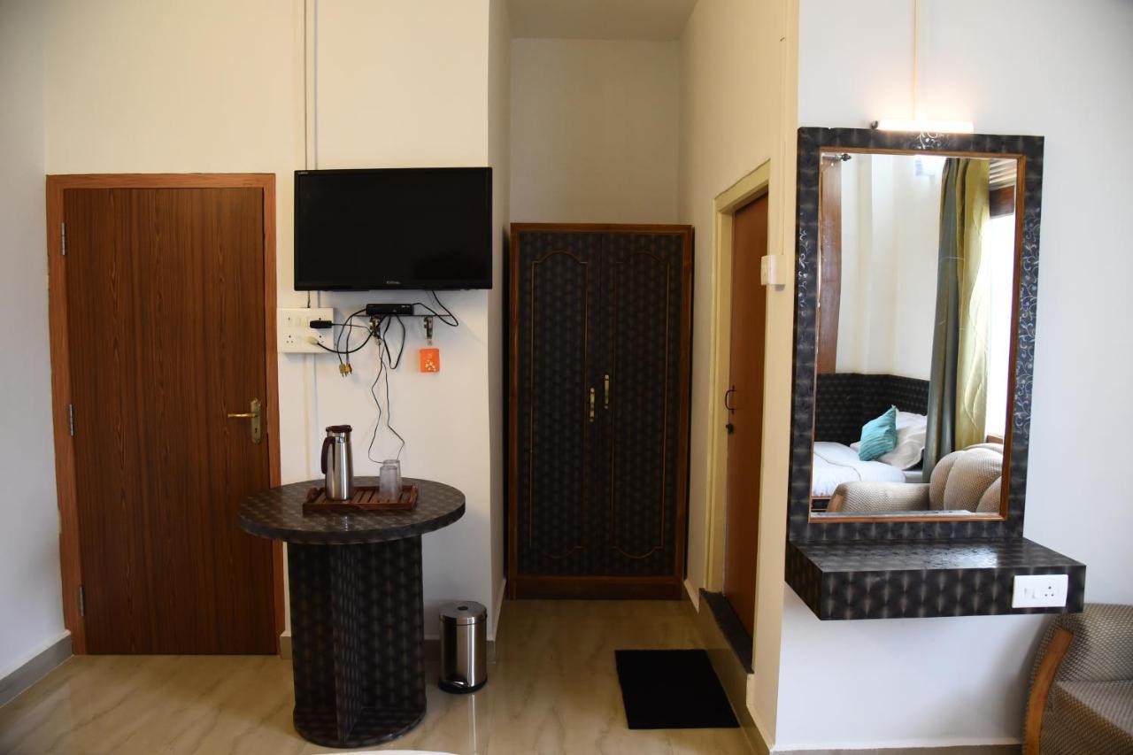 Phibha Villa Шиллонг Экстерьер фото